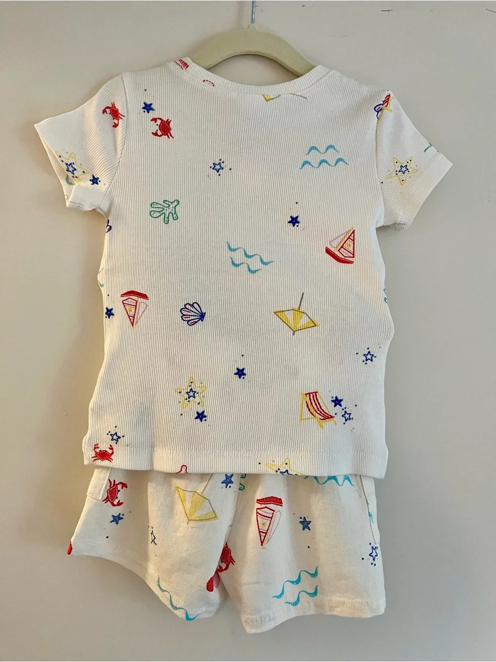GAP Cream Kids Matching Set with Multicolor Sea & Fruit Print